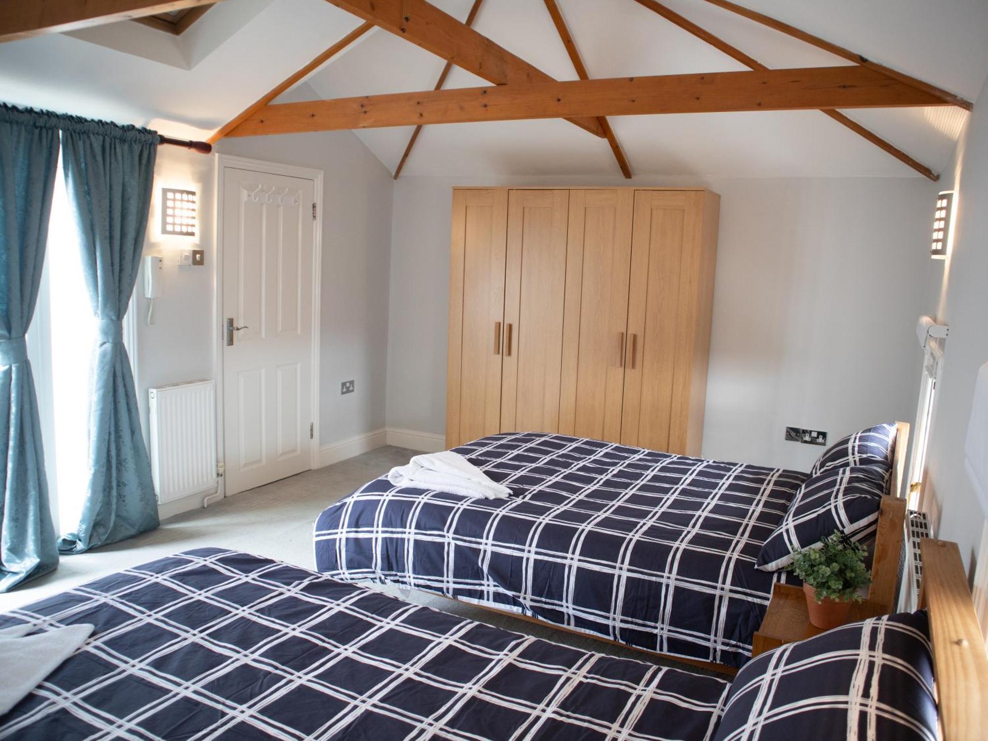 Ferienwohnung Bright Private Terrace - Free Private Parking - Tv - Wifi - Netflix London Borough of London Borough of Croydon Exterior foto