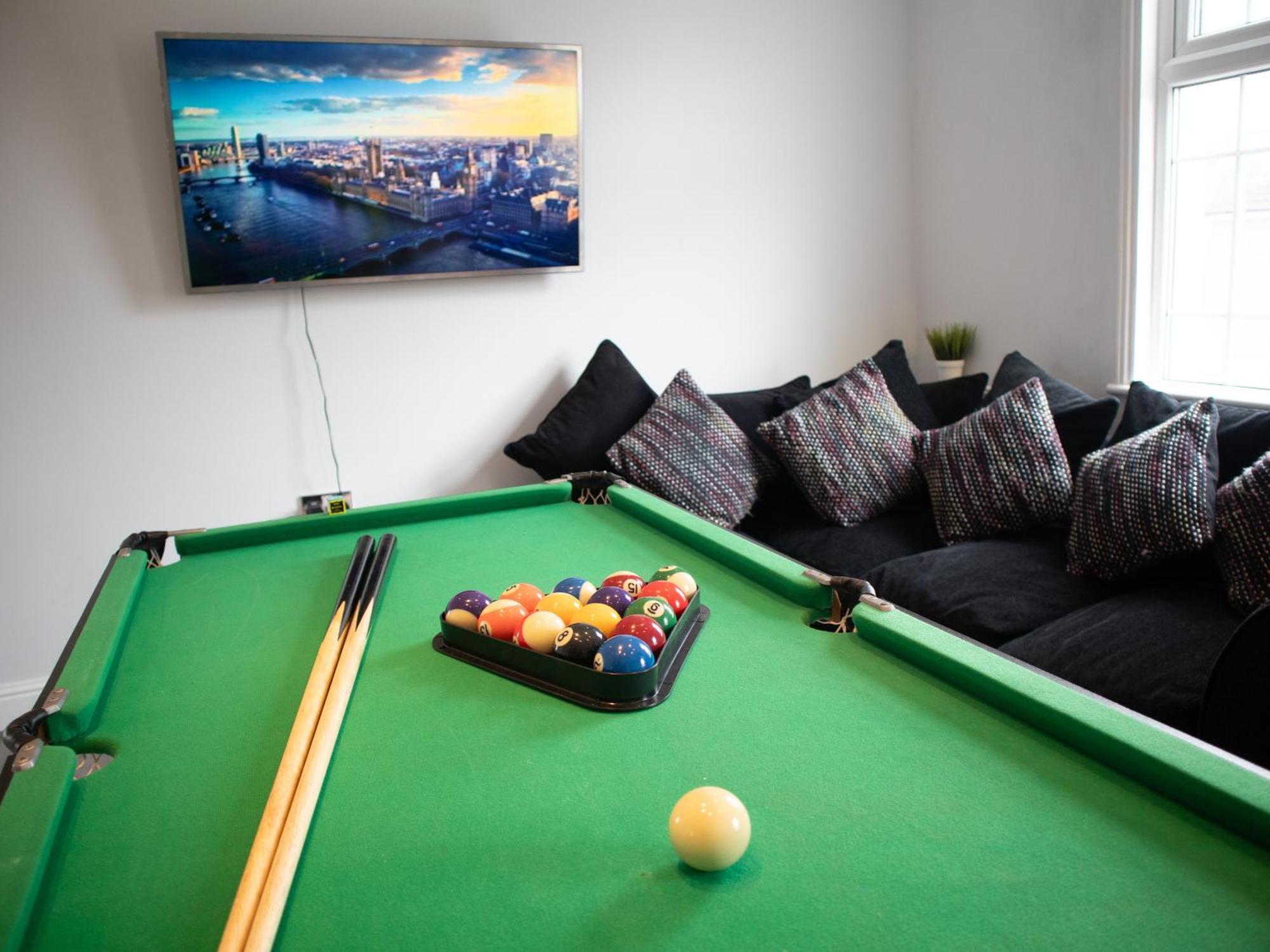 Ferienwohnung Bright Private Terrace - Free Private Parking - Tv - Wifi - Netflix London Borough of London Borough of Croydon Exterior foto