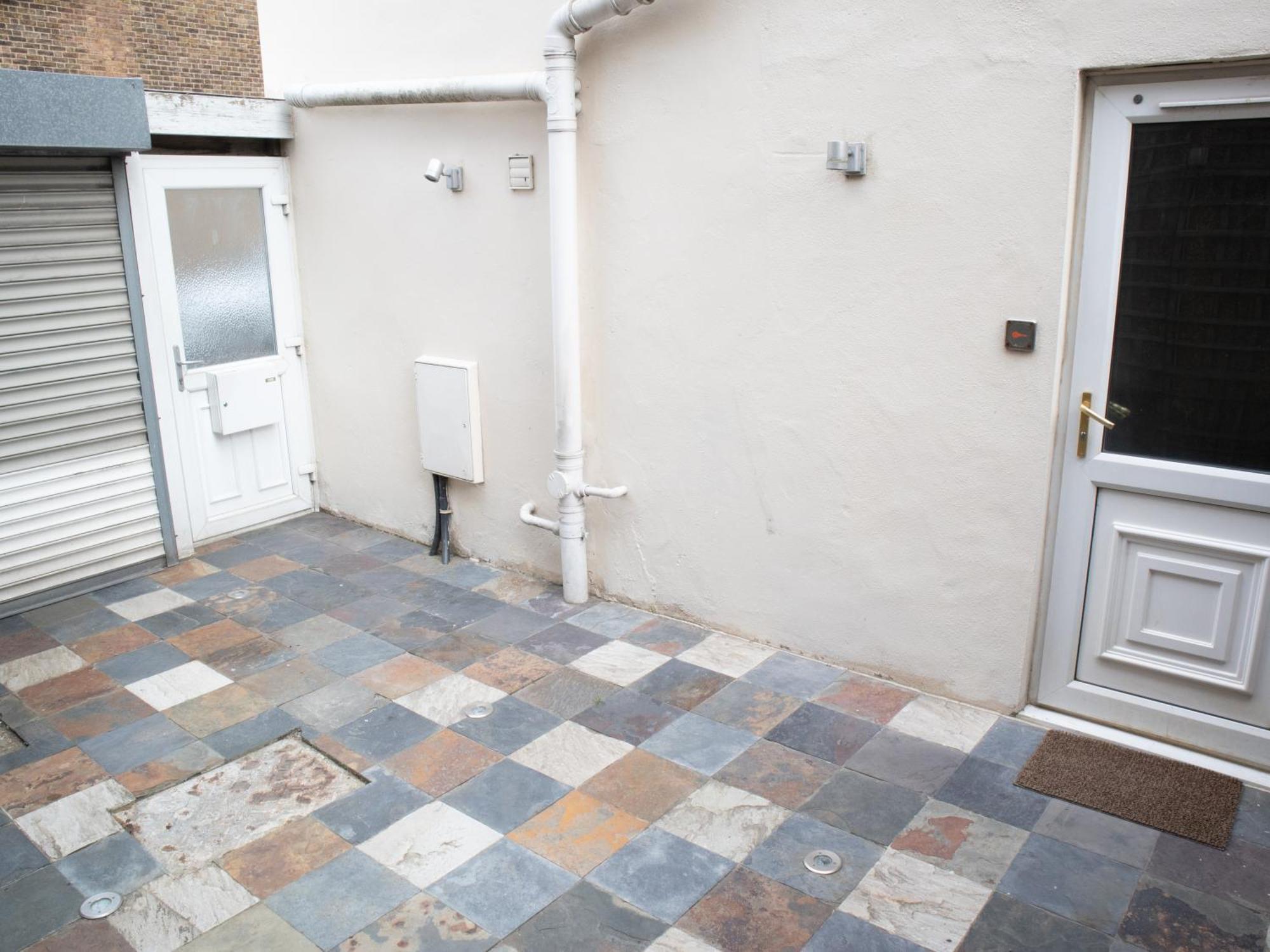 Ferienwohnung Bright Private Terrace - Free Private Parking - Tv - Wifi - Netflix London Borough of London Borough of Croydon Exterior foto